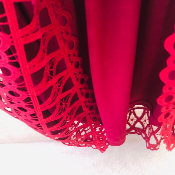 NWT Romeo and Juliet Coutre Burgandy MIDI Skirt - Picture 4 of 8